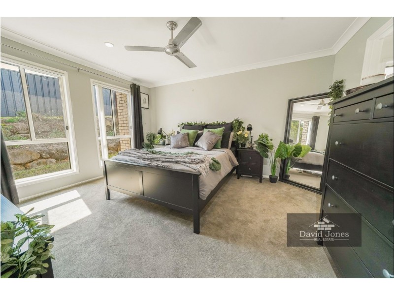 15 Paris Parade, Ormeau QLD 4208