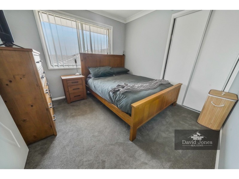 15 Paris Parade, Ormeau QLD 4208