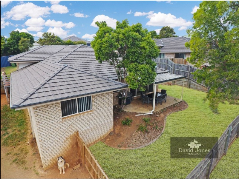 15 Paris Parade, Ormeau QLD 4208