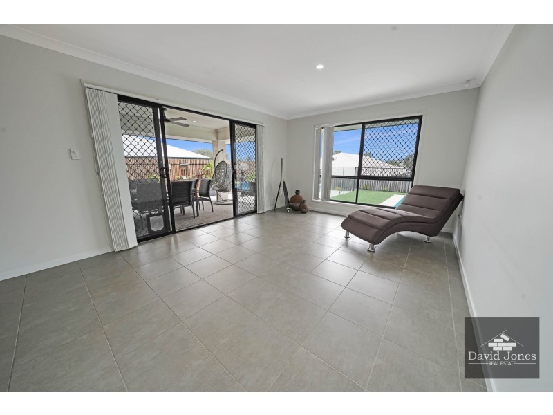 15 Hazelmere Crescent, Ormeau QLD 4208