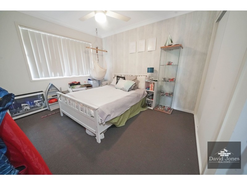 15 Hazelmere Crescent, Ormeau QLD 4208
