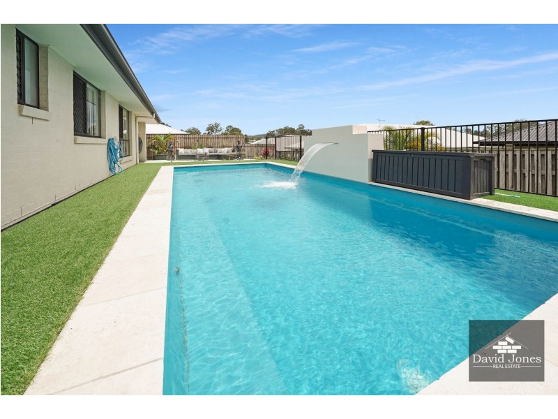 15 Hazelmere Crescent, Ormeau QLD 4208