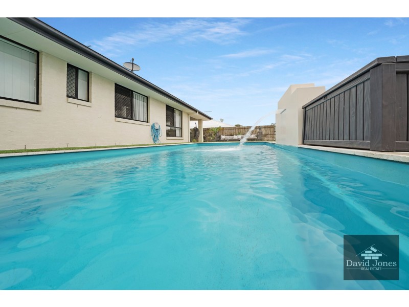 15 Hazelmere Crescent, Ormeau QLD 4208
