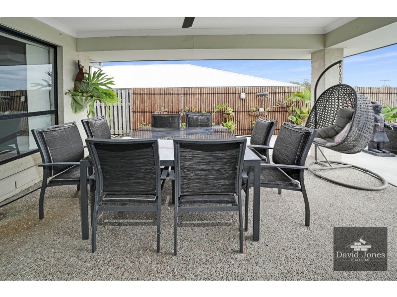 15 Hazelmere Crescent, Ormeau QLD 4208