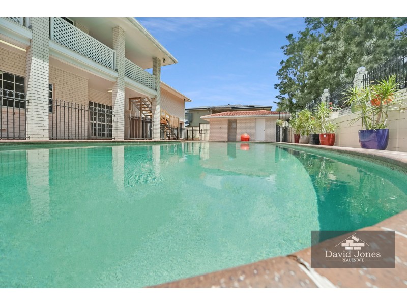 8 Lytham Court, Cornubia QLD 4130