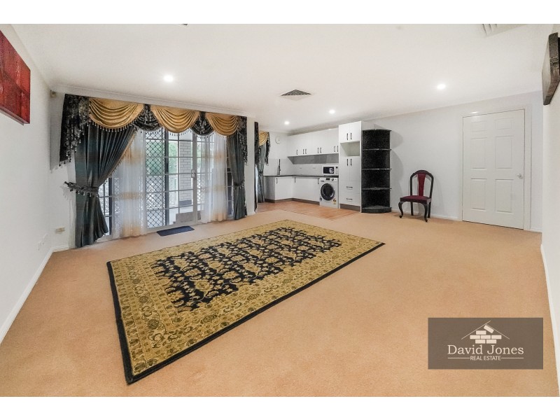 8 Lytham Court, Cornubia QLD 4130