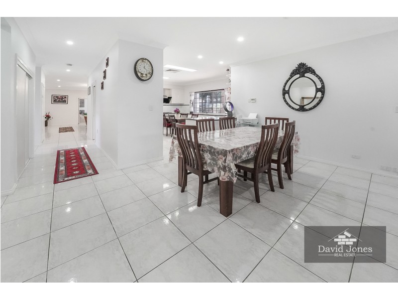 8 Lytham Court, Cornubia QLD 4130