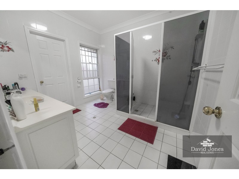 8 Lytham Court, Cornubia QLD 4130