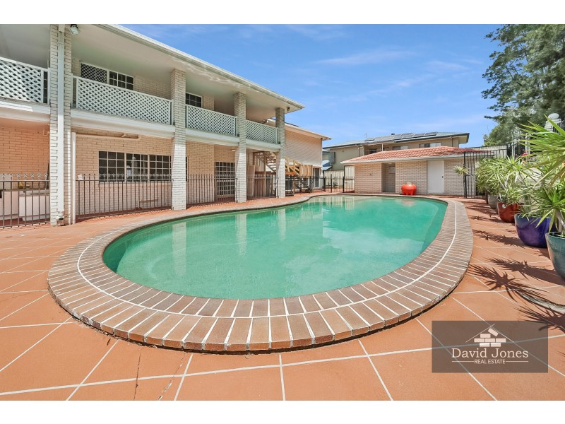 8 Lytham Court, Cornubia QLD 4130