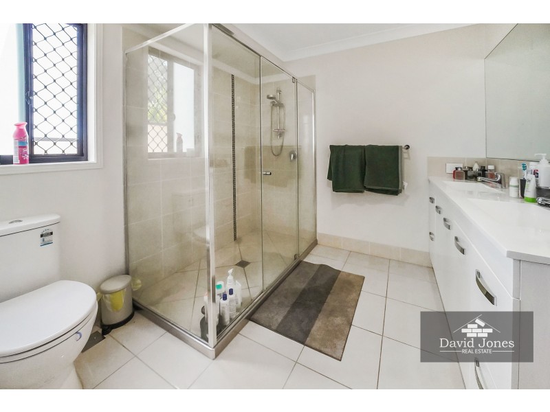 10 Lytham Court, Cornubia QLD 4130