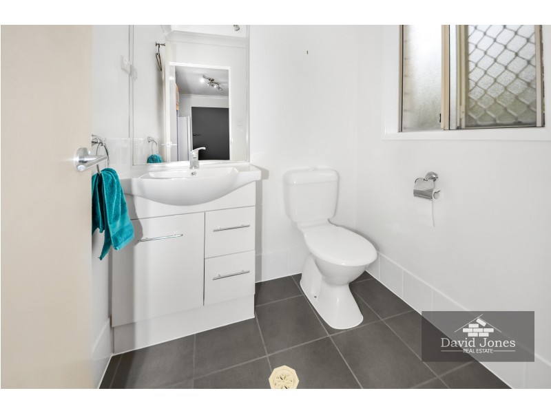 3 Bedivere Drive, Ormeau QLD 4208