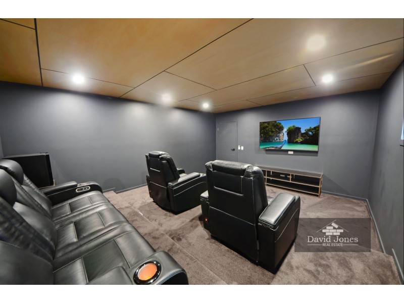 36 Luprena Street, Mansfield QLD 4122