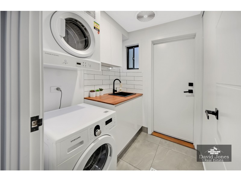 36 Luprena Street, Mansfield QLD 4122