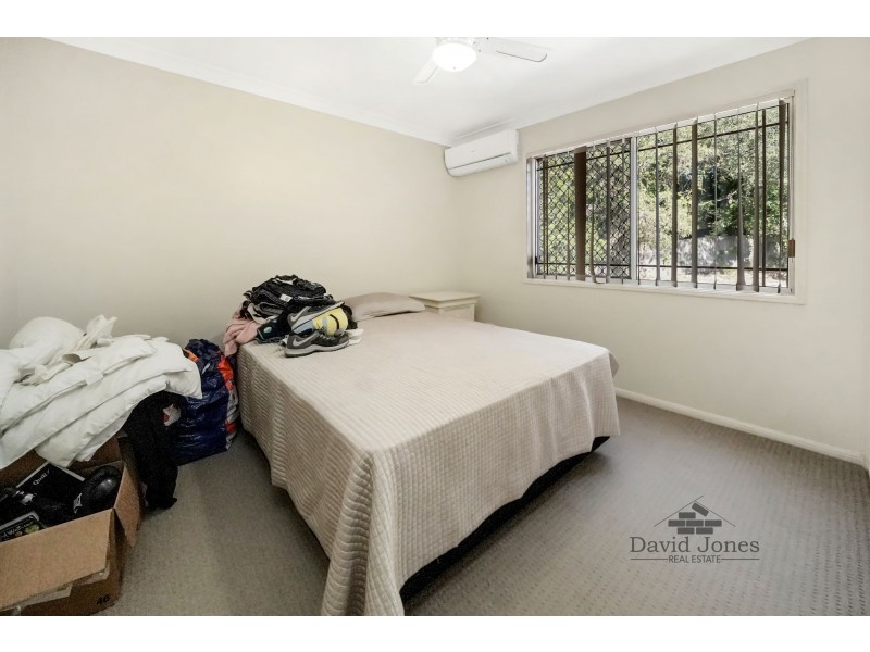 48 Hogan Place, Seventeen Mile Rocks QLD 4073