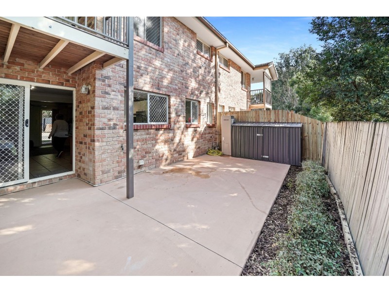 48 Hogan Place, Seventeen Mile Rocks QLD 4073