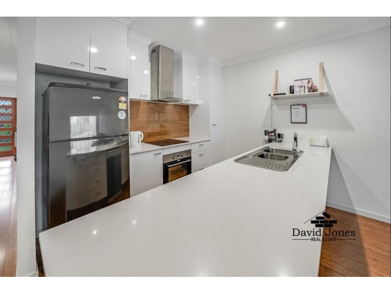 19 Joshua Place, Oxenford QLD 4210