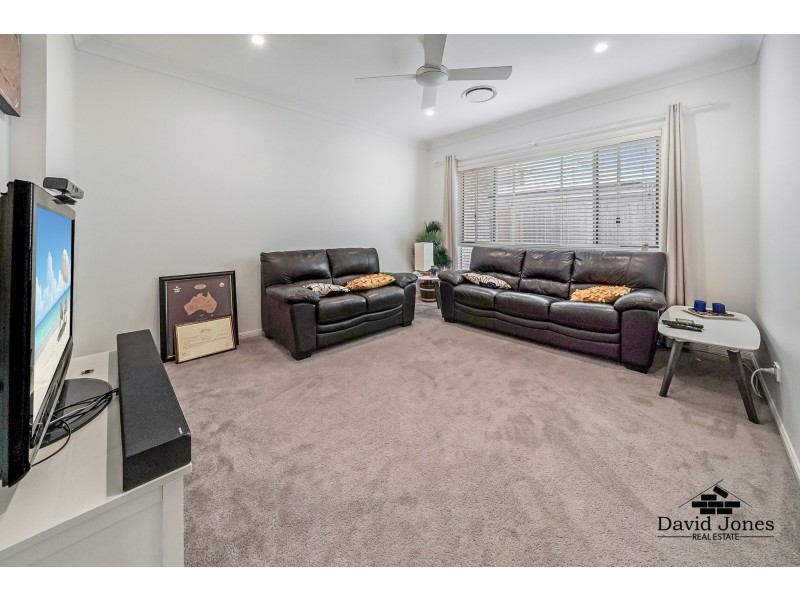 40 Splendid Drive, South Ripley QLD 4306