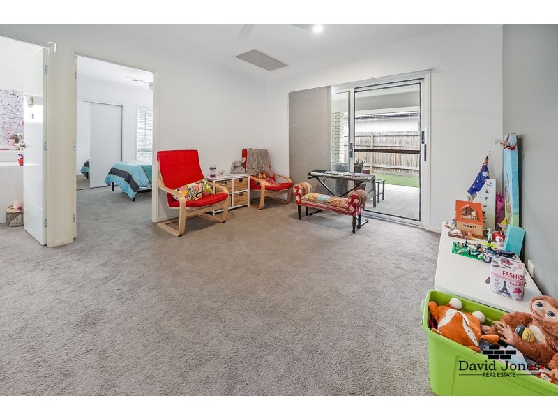 40 Splendid Drive, South Ripley QLD 4306