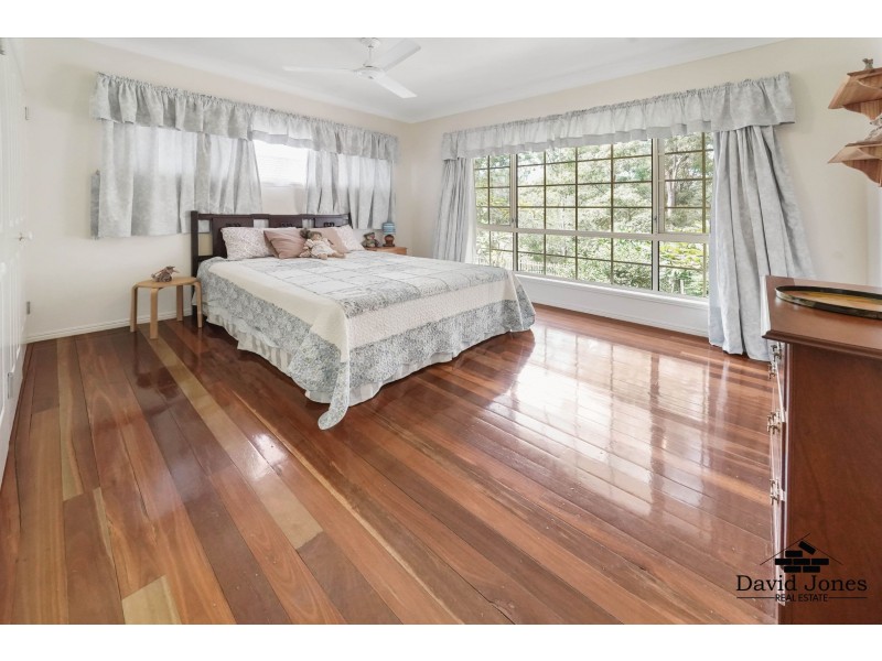3 Cambridge Crescent, Forest Lake QLD 4078