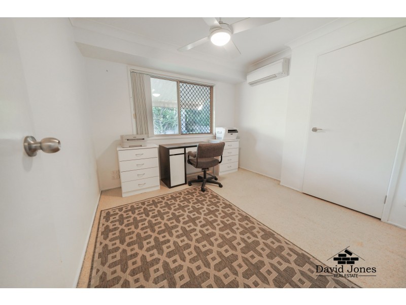 8 Zoeller Drive, Parkwood QLD 4214