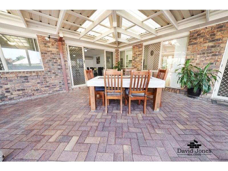 8 Zoeller Drive, Parkwood QLD 4214