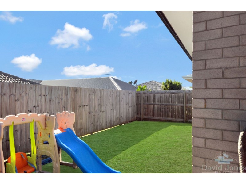 5 Denham Circuit, Willow Vale QLD 4209