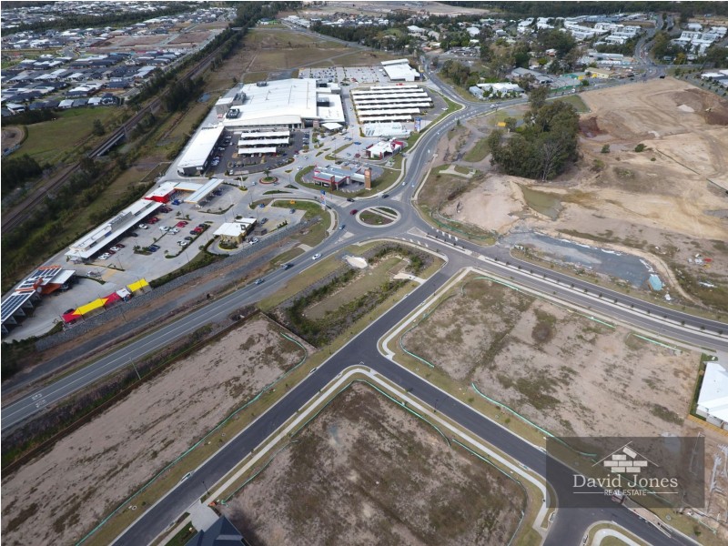 10 Seaford Street, Pimpama QLD 4209