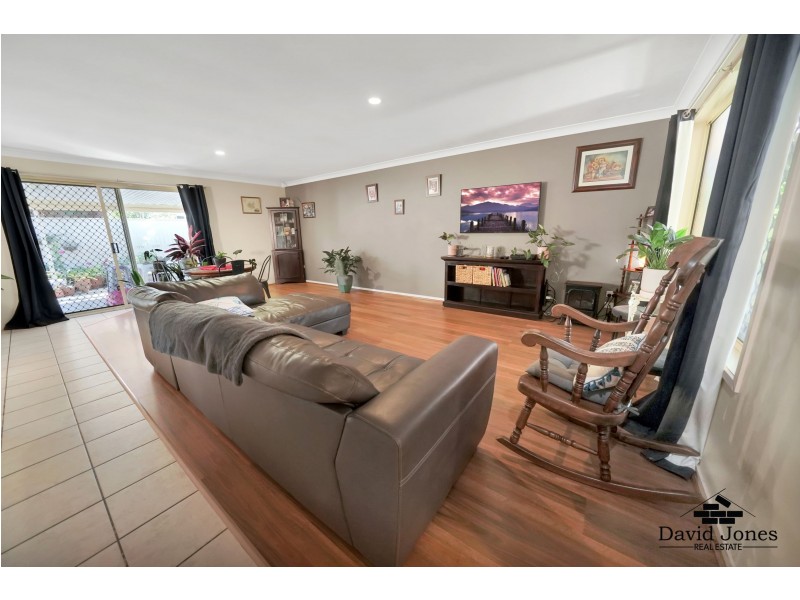 19 Macquarie Circuit, Forest Lake QLD 4078