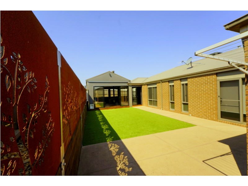 5 Abelia crt, Wallan VIC 3756