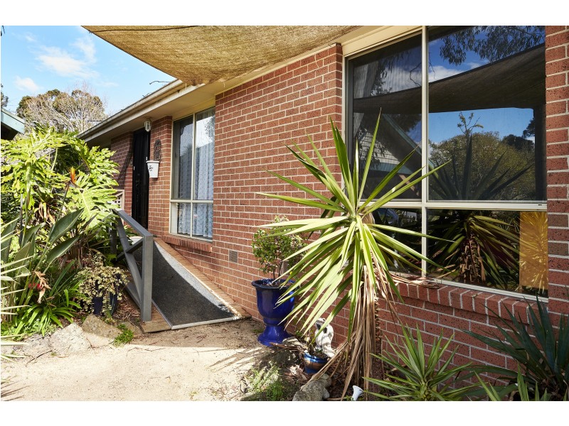 116 LINCOLN ROAD, Croydon VIC 3136