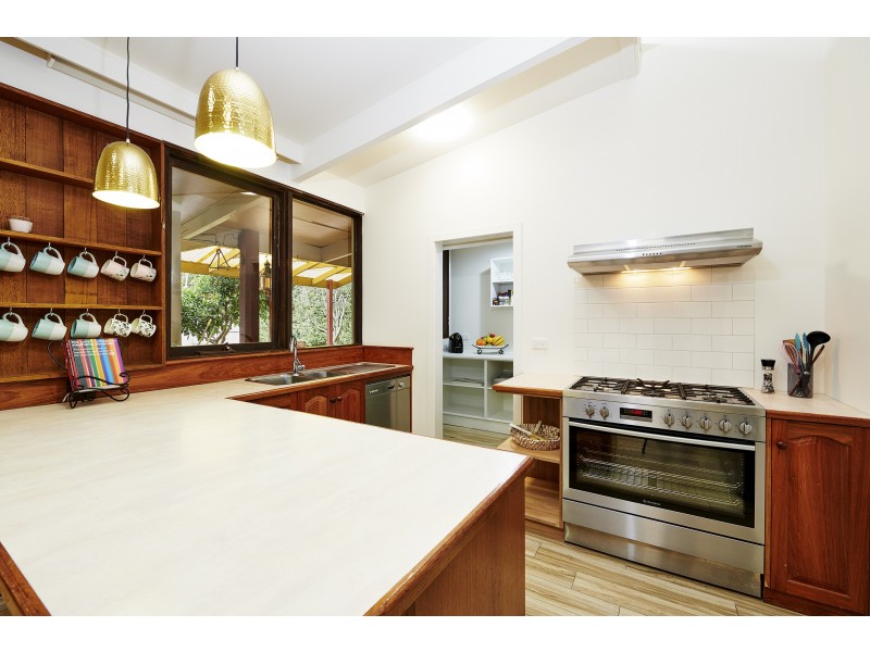 5 HIGHPOINT AVENUE, Mooroolbark VIC 3138