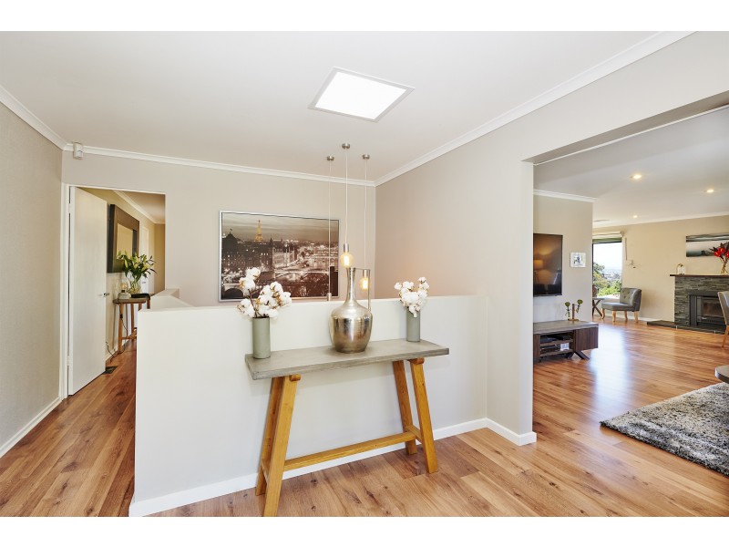 4 SPRINGSONG PASS, Chirnside Park VIC 3116
