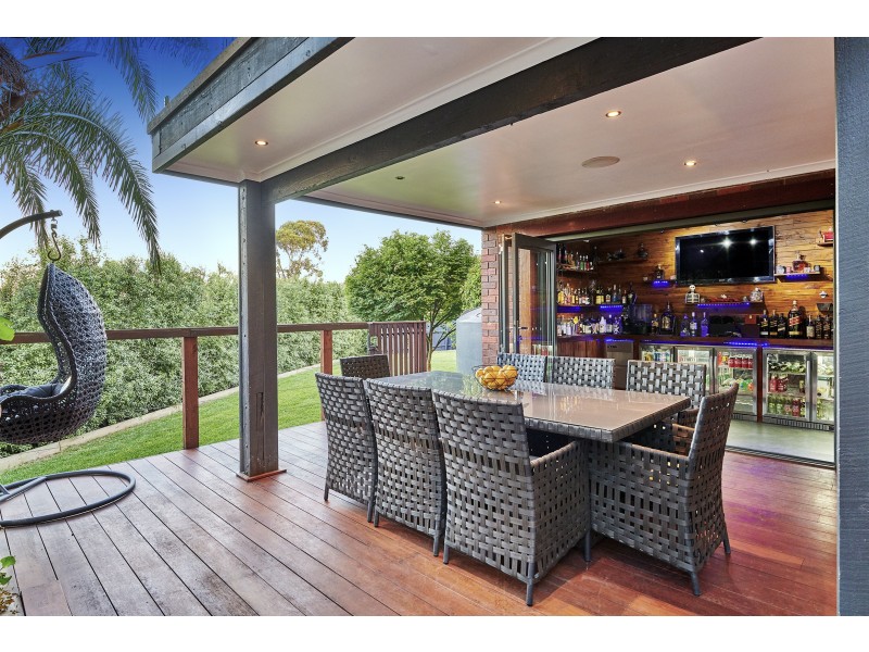 4 SPRINGSONG PASS, Chirnside Park VIC 3116