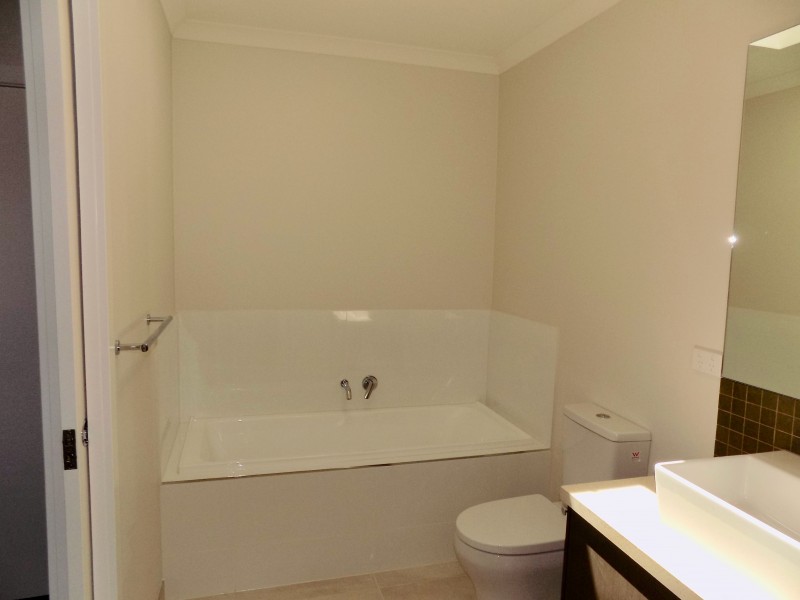 1/23 Liverpool Road, Kilsyth VIC 3137