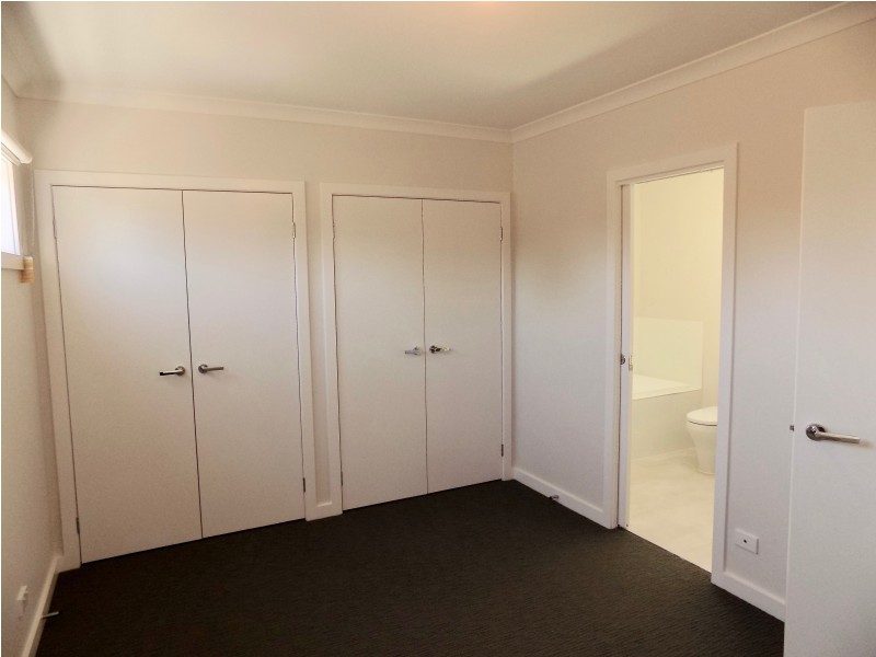 1/23 Liverpool Road, Kilsyth VIC 3137