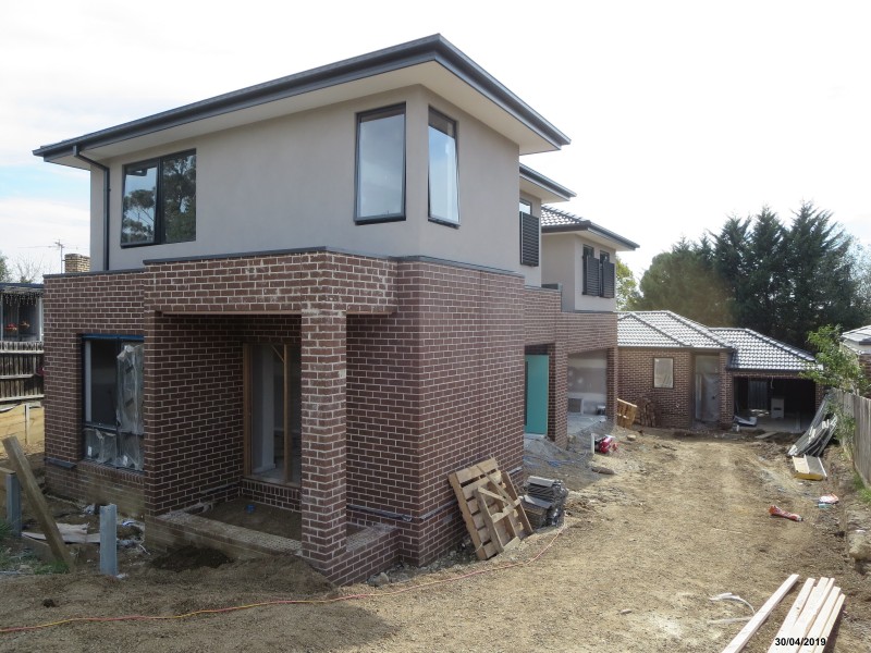 2/25 Terrigal Crescent, Kilsyth VIC 3137