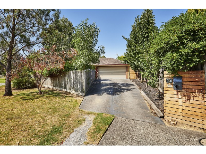 24 GLENPARK DRIVE, Wonga Park VIC 3115