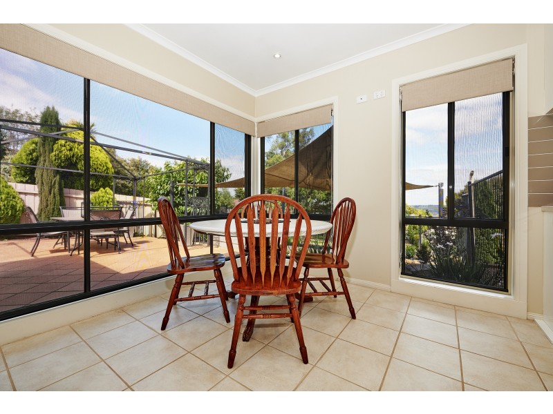 17 Timbertop Court, Mooroolbark VIC 3138