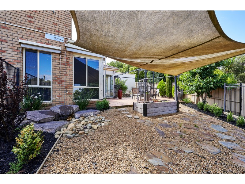 17 Timbertop Court, Mooroolbark VIC 3138