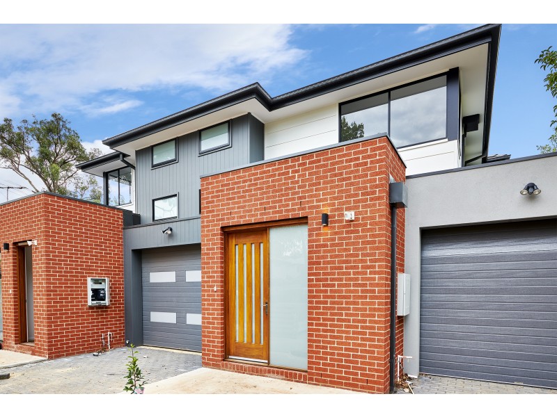 3 Bronhill Road, Ringwood East VIC 3135