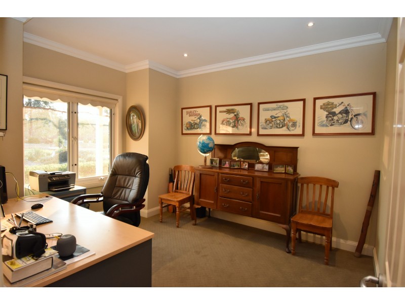 616 CARRARAGARMUNGEE ESTATE ROAD, Byawatha VIC 3678