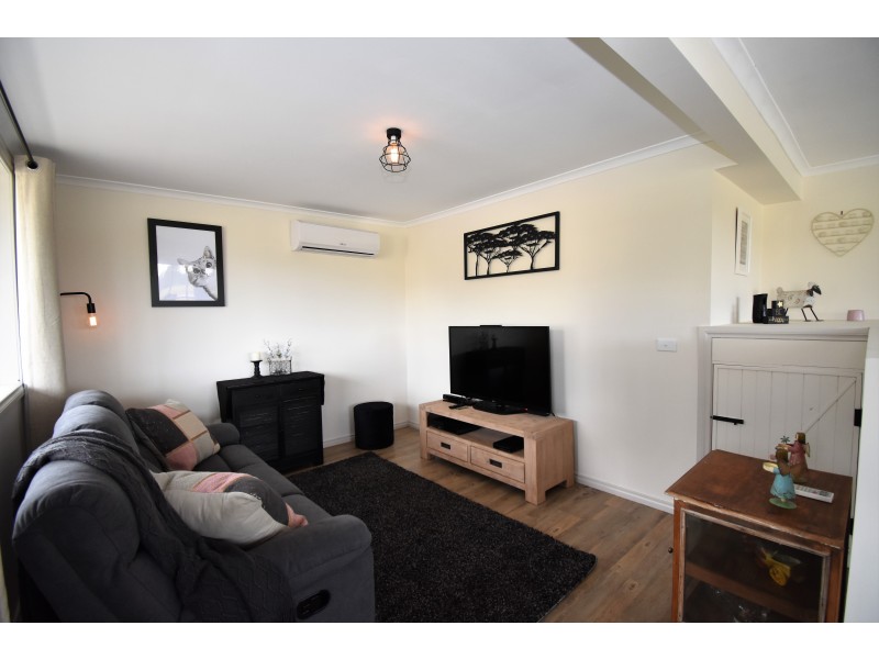 2158 BEECHWORTH-CHILTERN ROAD, Chiltern VIC 3683