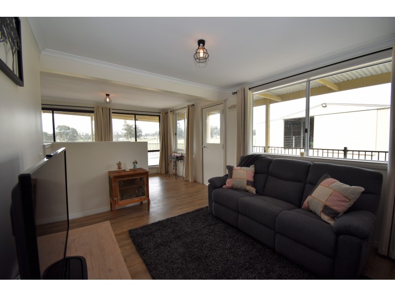 2158 BEECHWORTH-CHILTERN ROAD, Chiltern VIC 3683