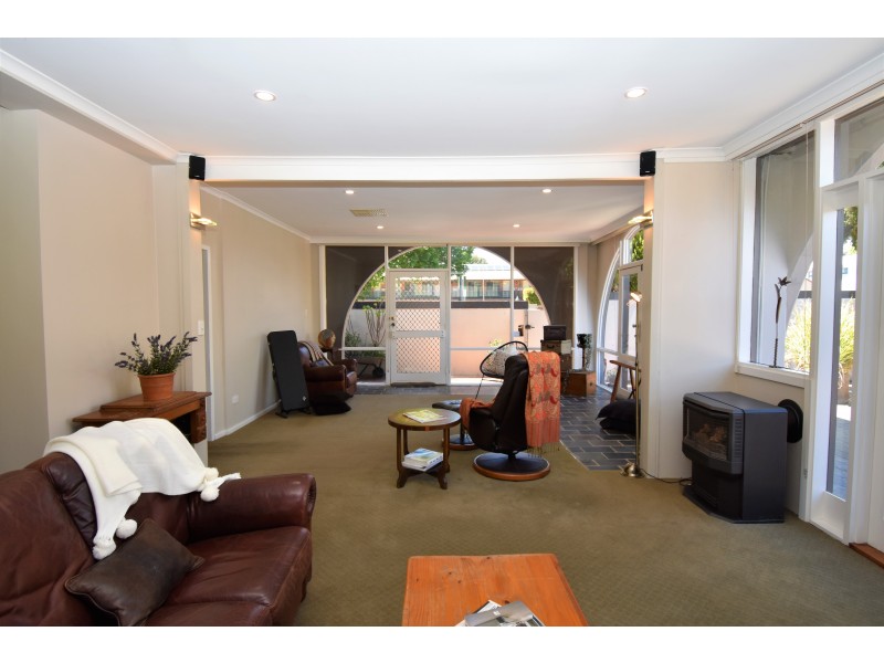 2/9 CUSACK STREET, Wangaratta VIC 3677