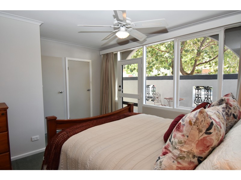 2/9 CUSACK STREET, Wangaratta VIC 3677