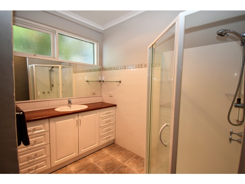 2/9 CUSACK STREET, Wangaratta VIC 3677