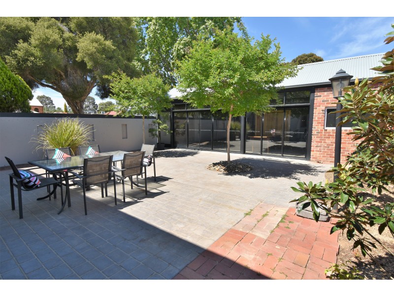 2/9 CUSACK STREET, Wangaratta VIC 3677