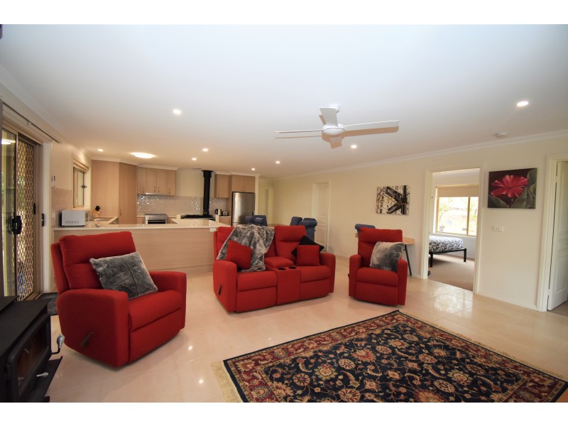 137 KOPSHOFFE LANE, Indigo Valley VIC 3688