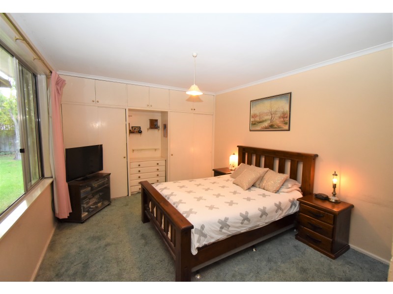 24 BATCHELOR CRESCENT, Wangaratta VIC 3677