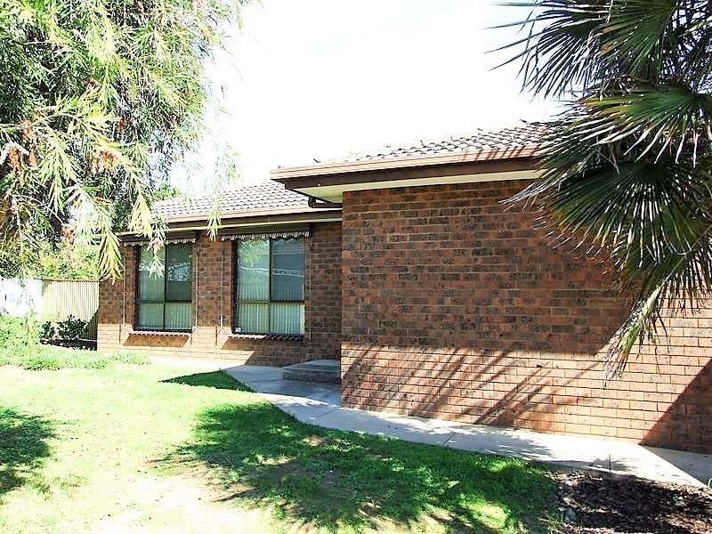 2/6 DOREEN COURT, Wangaratta VIC 3677